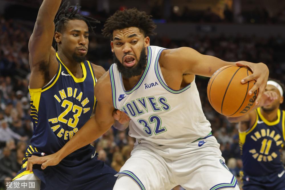 亚历山大 亚历山大