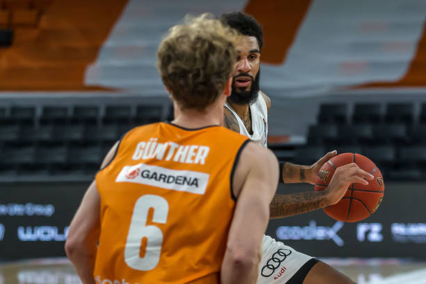 下也能表达 下也能表达